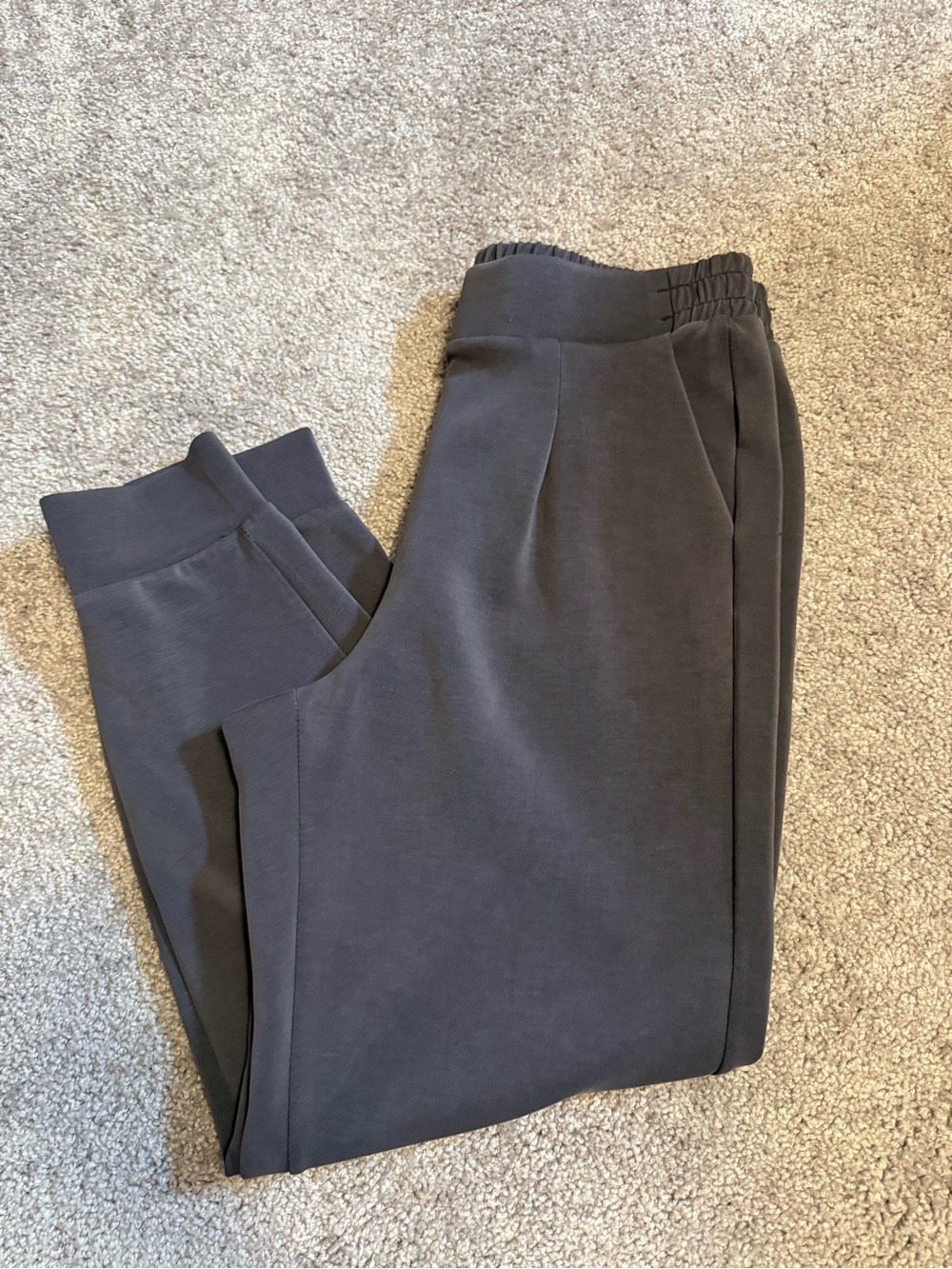 Avia grey soft joggers size M (8-10) #athleisure